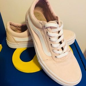 Vans Women’s SZ 7 1/2